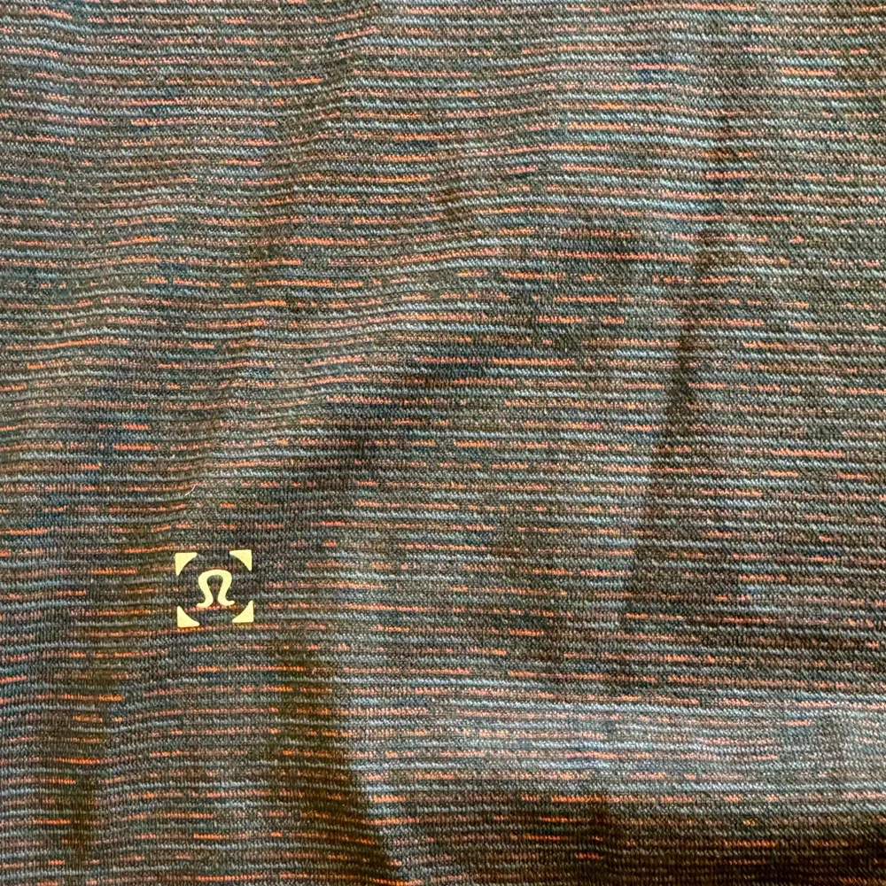 Lululemon Metal Vent Tech Long Sleeve - Picture 5 of 5